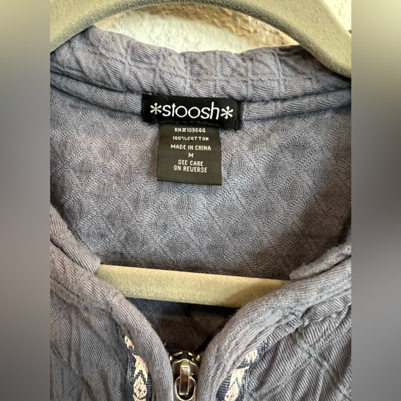 The Buckle Stoosh Blue Quilted Jacket Medium Fitted Zip Sweater a493 - Picture 2 of 10